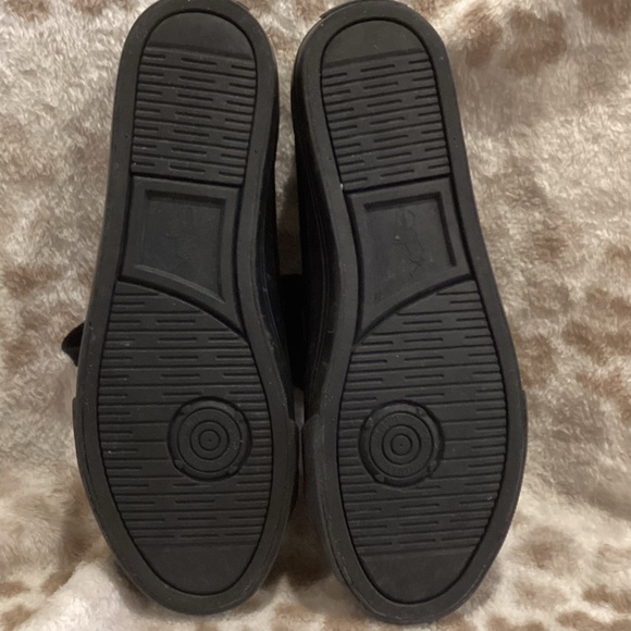 Polo Ralph Lauren Triple Black Lace-up Sneaker, Size 6 - Picture 10 of 14